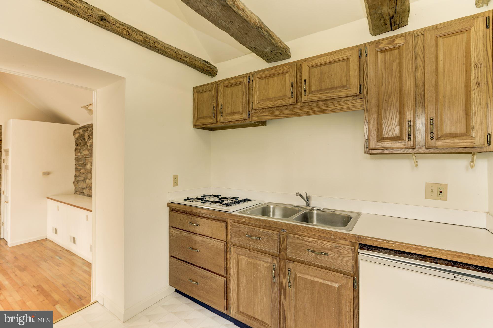 10187 Cliff Mills Road Marshall, VA 20115 - Photo 40 of 46 Studio kitchen