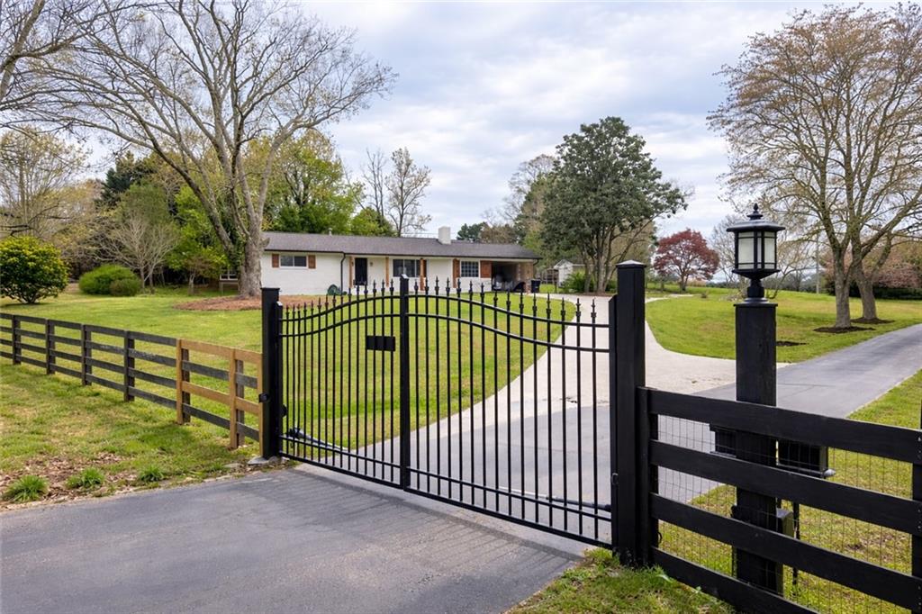 5605 Burke Lane Gainesville, GA 30506 - Photo 1 of 62