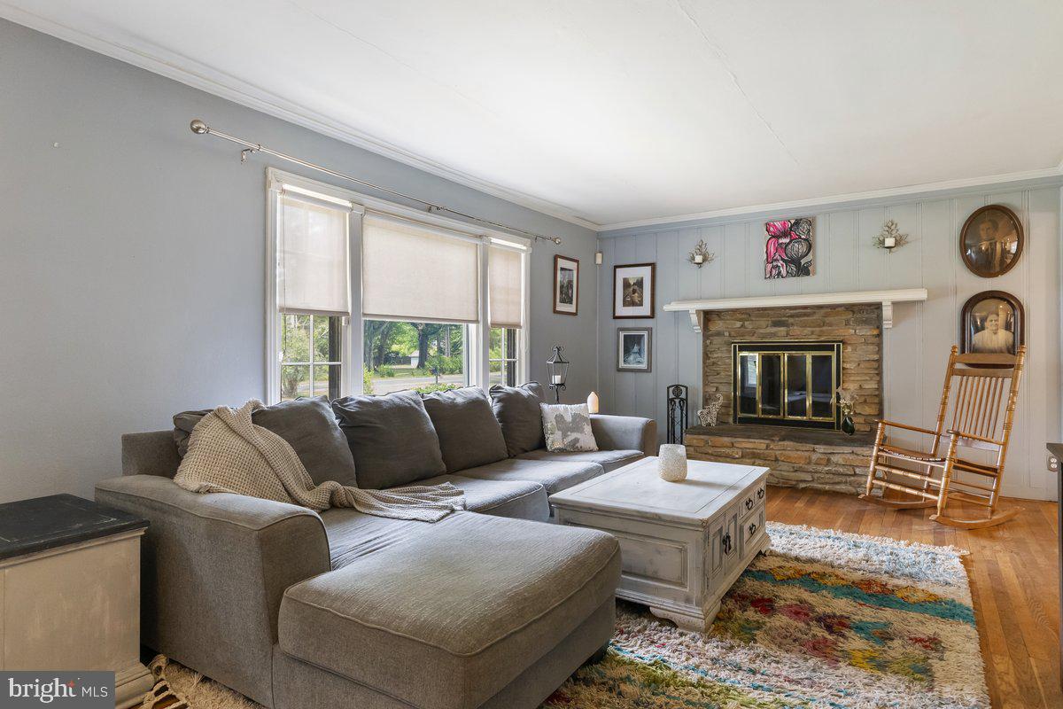 1708 Makefield Road Yardley, PA 19067 - Photo 5 of 35 Gallery Image 5