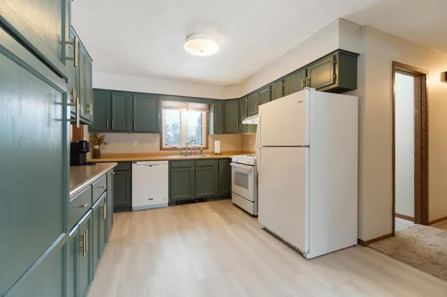 $262,000 | 7021 Dickinson Drive Northwest, Bemidji, MN 56601