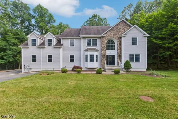 $950,000 | 48 West Hanover Avenue, Randolph, NJ 07869