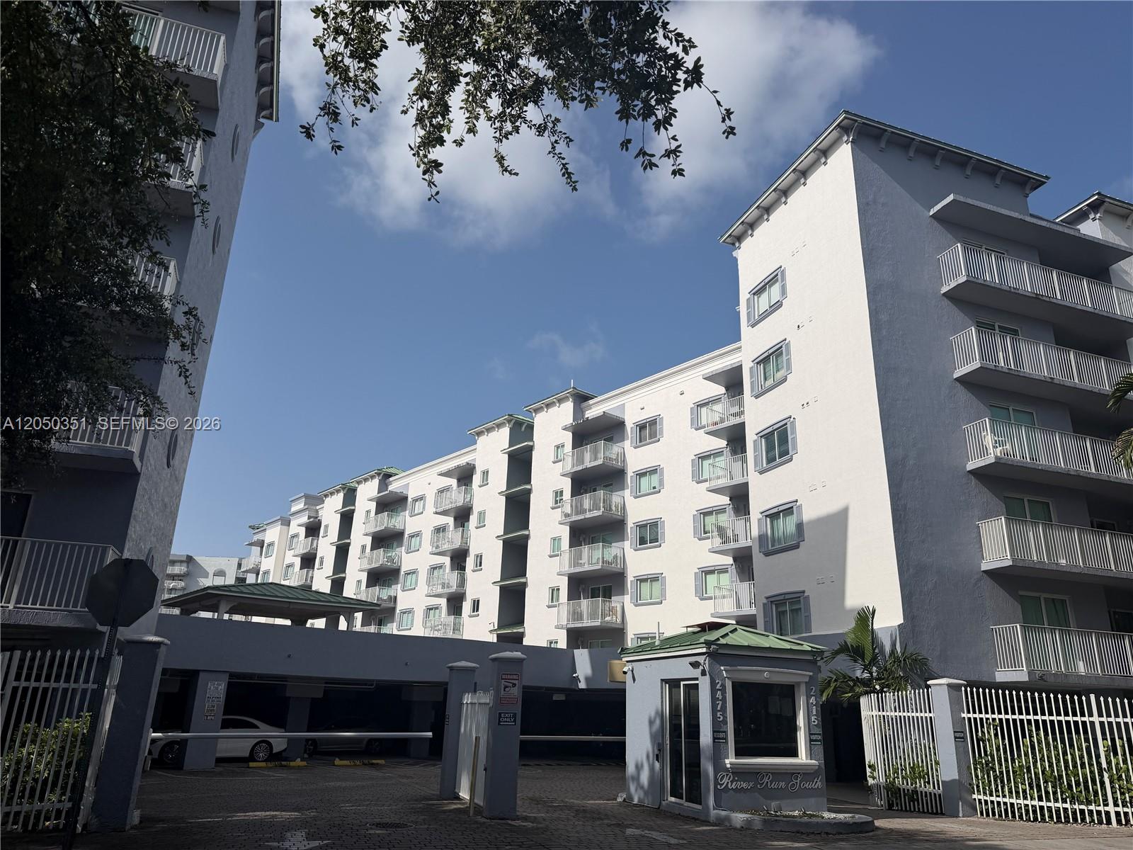 2415 Northwest 16th St Road, Unit 2071 Miami, FL 33125 - Photo 1 of 11