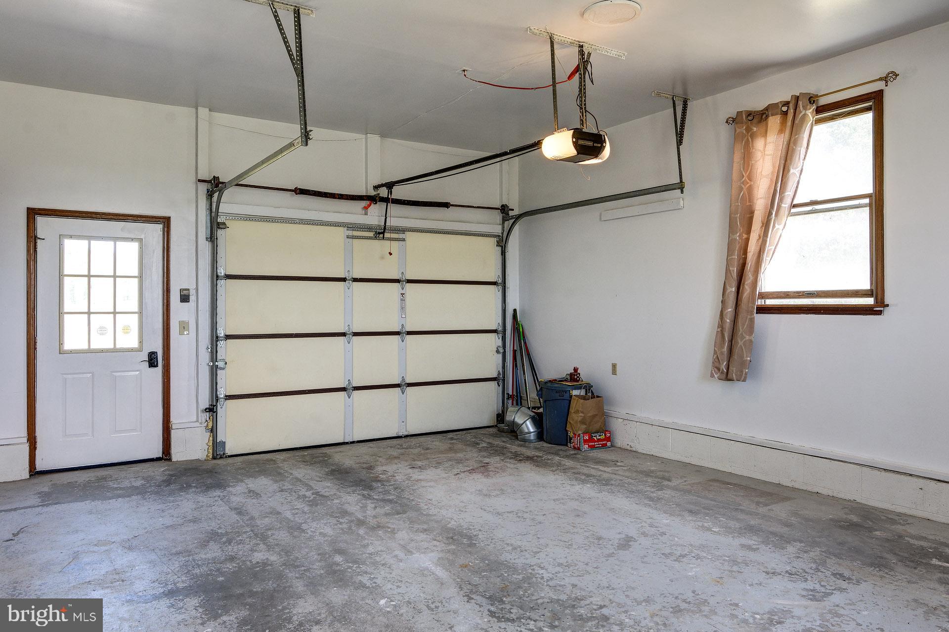 120 Richards Road Bridgeton, NJ 08302 - Photo 30 of 48 Garage Electric Door Opener attached