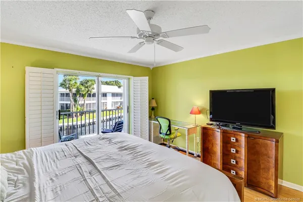 $345,000 | 1866 Southwest Palm City Road, Unit 204, Stuart, FL 34994