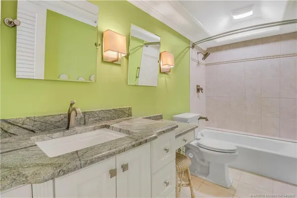 $345,000 | 1866 Southwest Palm City Road, Unit 204, Stuart, FL 34994