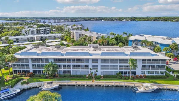 $345,000 | 1866 Southwest Palm City Road, Unit 204, Stuart, FL 34994