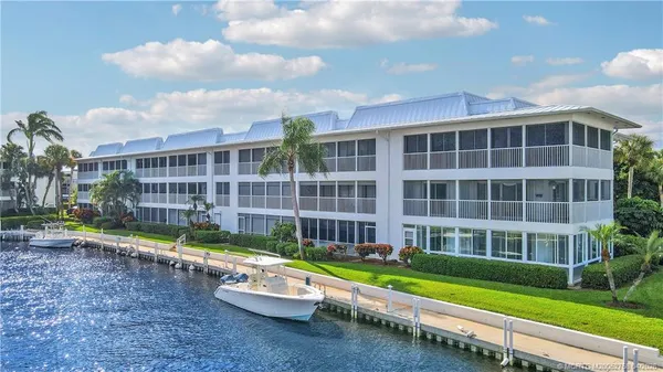 $345,000 | 1866 Southwest Palm City Road, Unit 204, Stuart, FL 34994