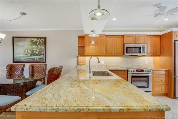 $345,000 | 1866 Southwest Palm City Road, Unit 204, Stuart, FL 34994