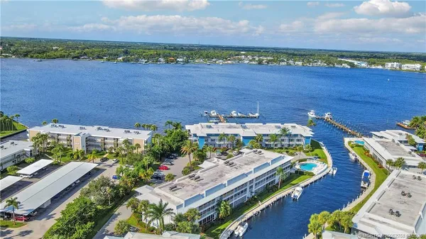 $345,000 | 1866 Southwest Palm City Road, Unit 204, Stuart, FL 34994
