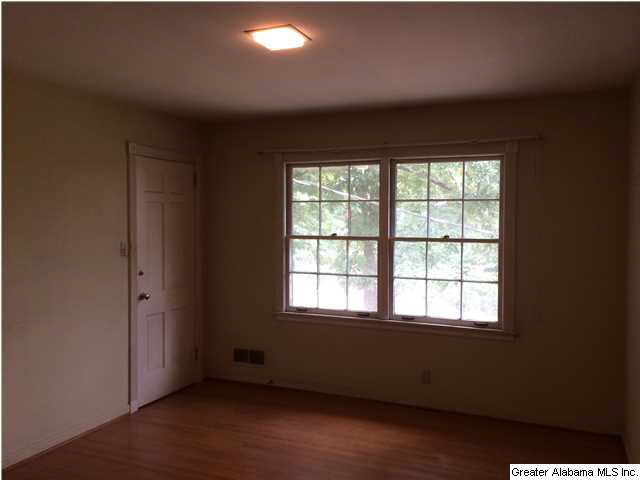 3505 Crosshill Road Mountain Brook, AL 35223 - Photo 11 of 17