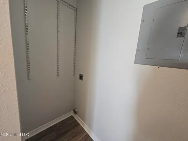 $1,200 | 10479 Cal Lane, Gulfport, MS 39503