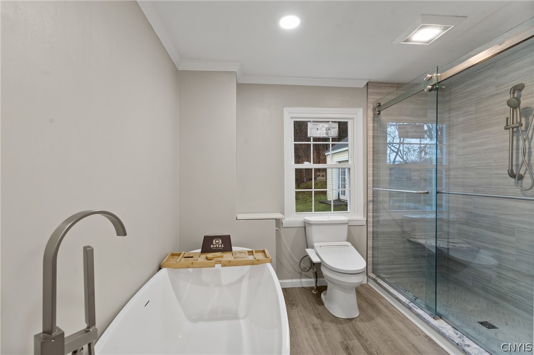 3860 South St Road Marcellus, NY 13108 - Photo 20 of 39 Primary bathroom