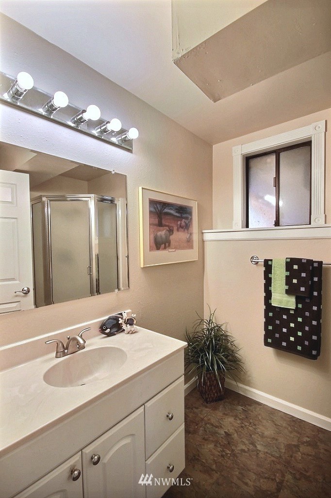 4426 Southeast 4th Street Renton, WA 98059 - Photo 22 of 25 Gallery Image 22