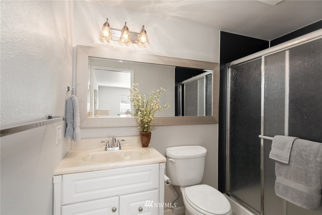 14620 165th Avenue Southeast Renton, WA 98059 - Photo 14 of 19 Gallery Image 14
