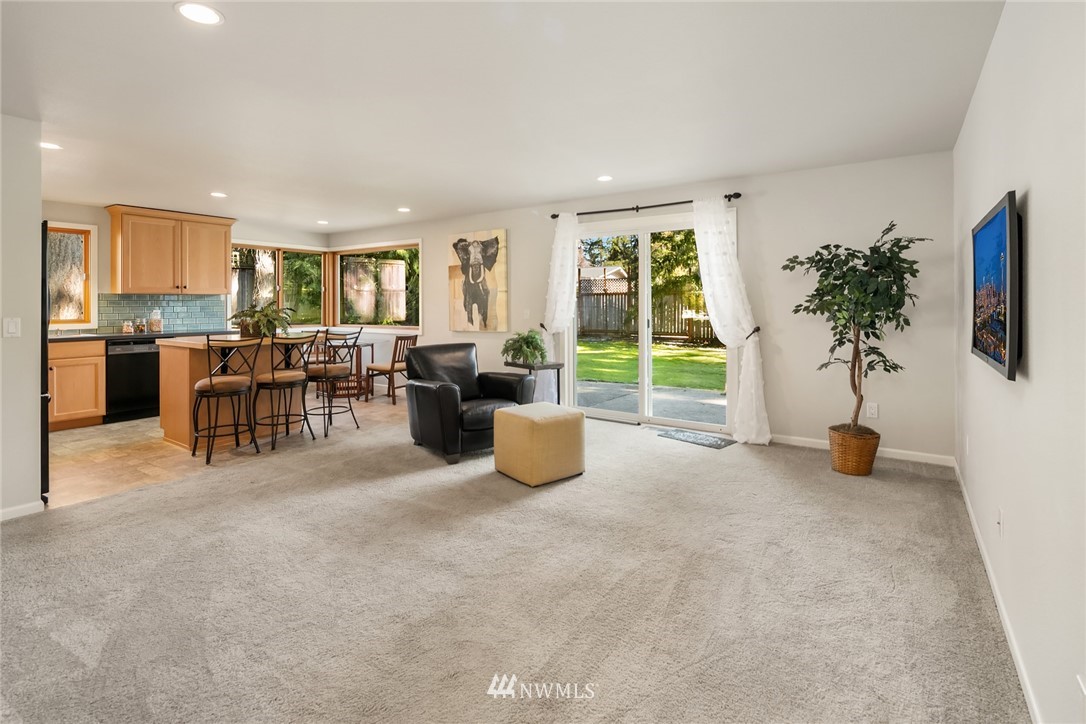 14620 165th Avenue Southeast Renton, WA 98059 - Photo 9 of 19 Gallery Image 9