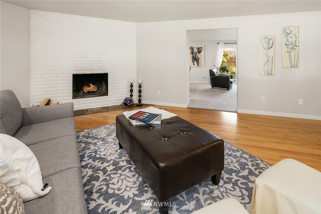 14620 165th Avenue Southeast Renton, WA 98059 - Photo 10 of 19 Gallery Image 10