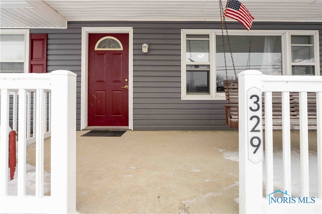 329 Riley Street Bluffton, OH 45817 - Photo 3 of 21 Gallery Image 3