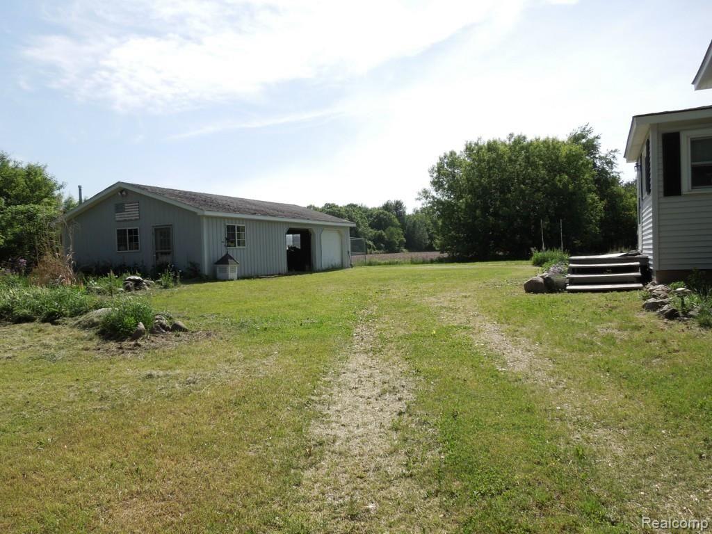 387 Howell Road Allenton, MI 48002 - Photo 26 of 33 24.jpg