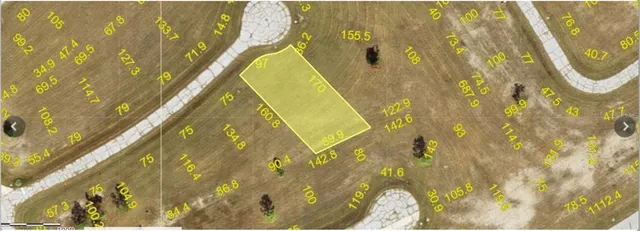 a bathroom with a tub