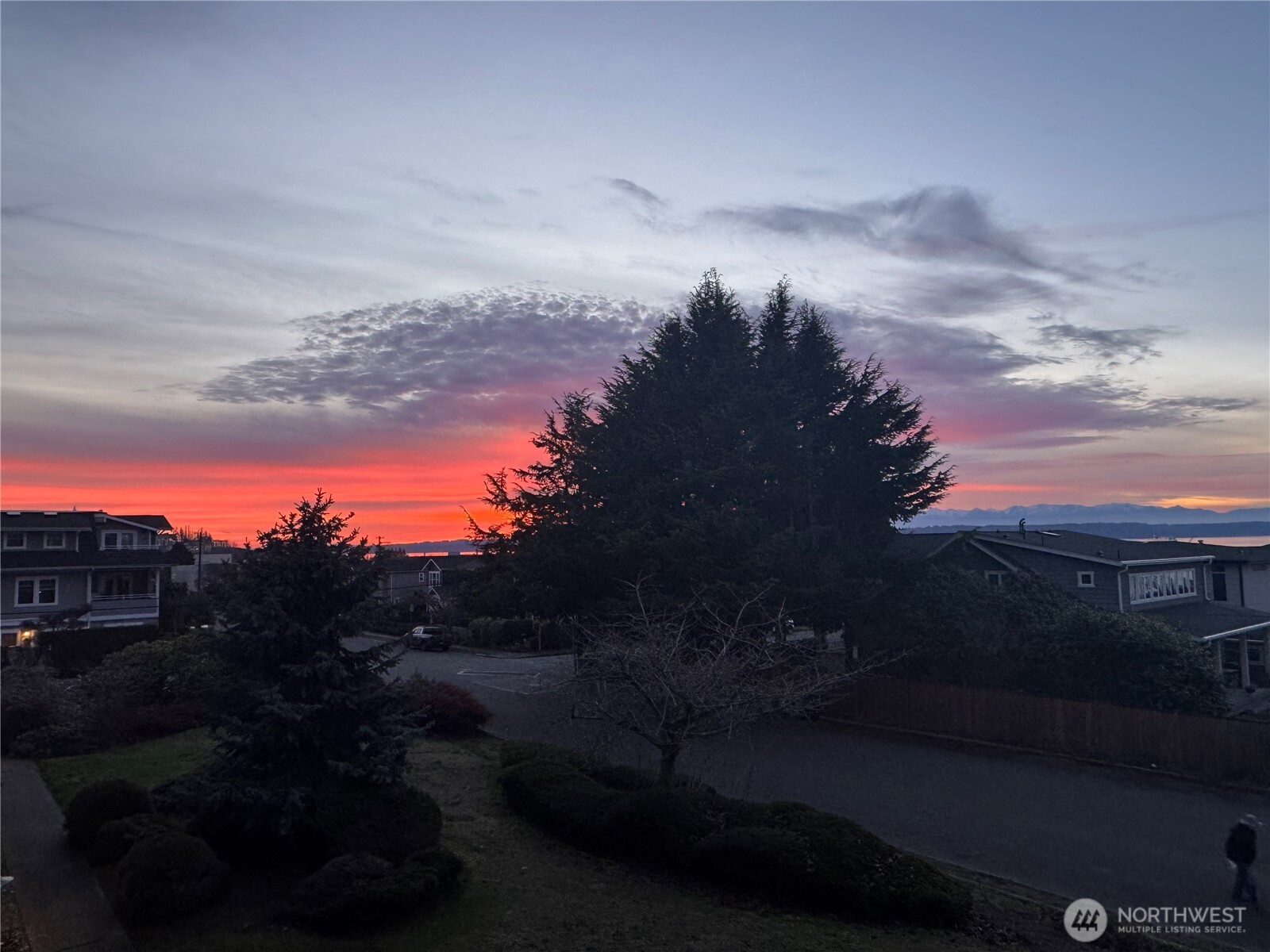 300 2nd Avenue North, Unit 2E Edmonds, WA 98020 - Photo 33 of 33
