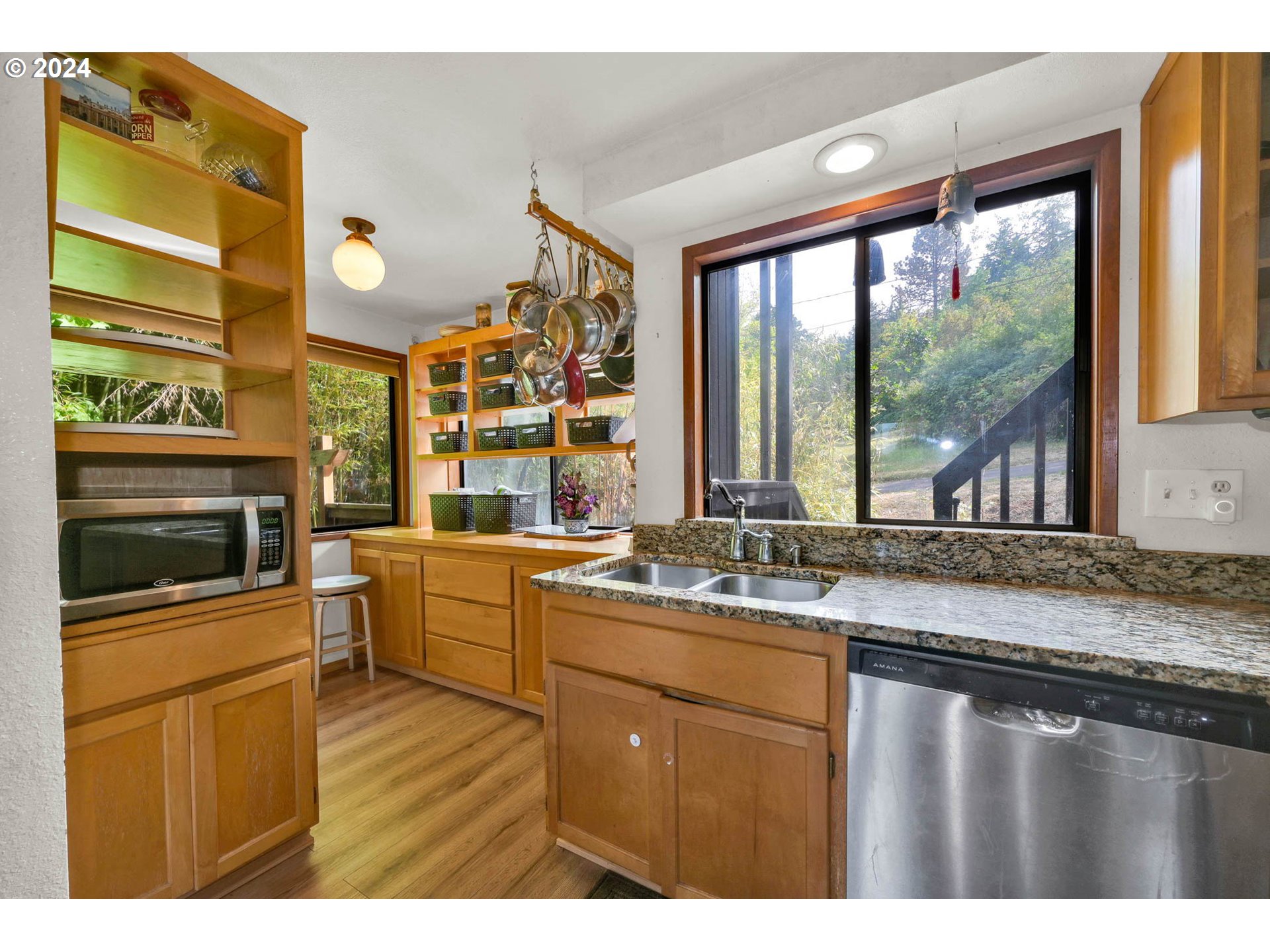 2971 Ingalls Way Eugene, OR 97405 - Photo 6 of 48