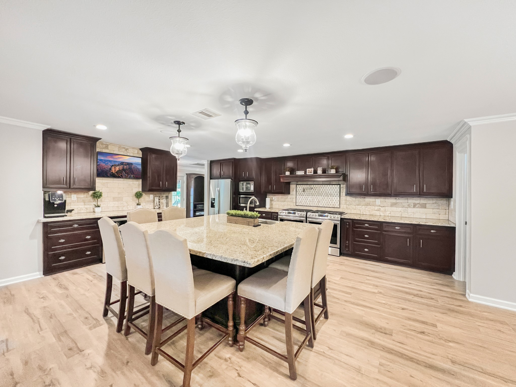 9731 Hadden Road Baytown, TX 77521 - Photo 2 of 45