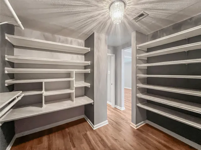 $649,999 | 9731 Hadden Road, Baytown, TX 77521