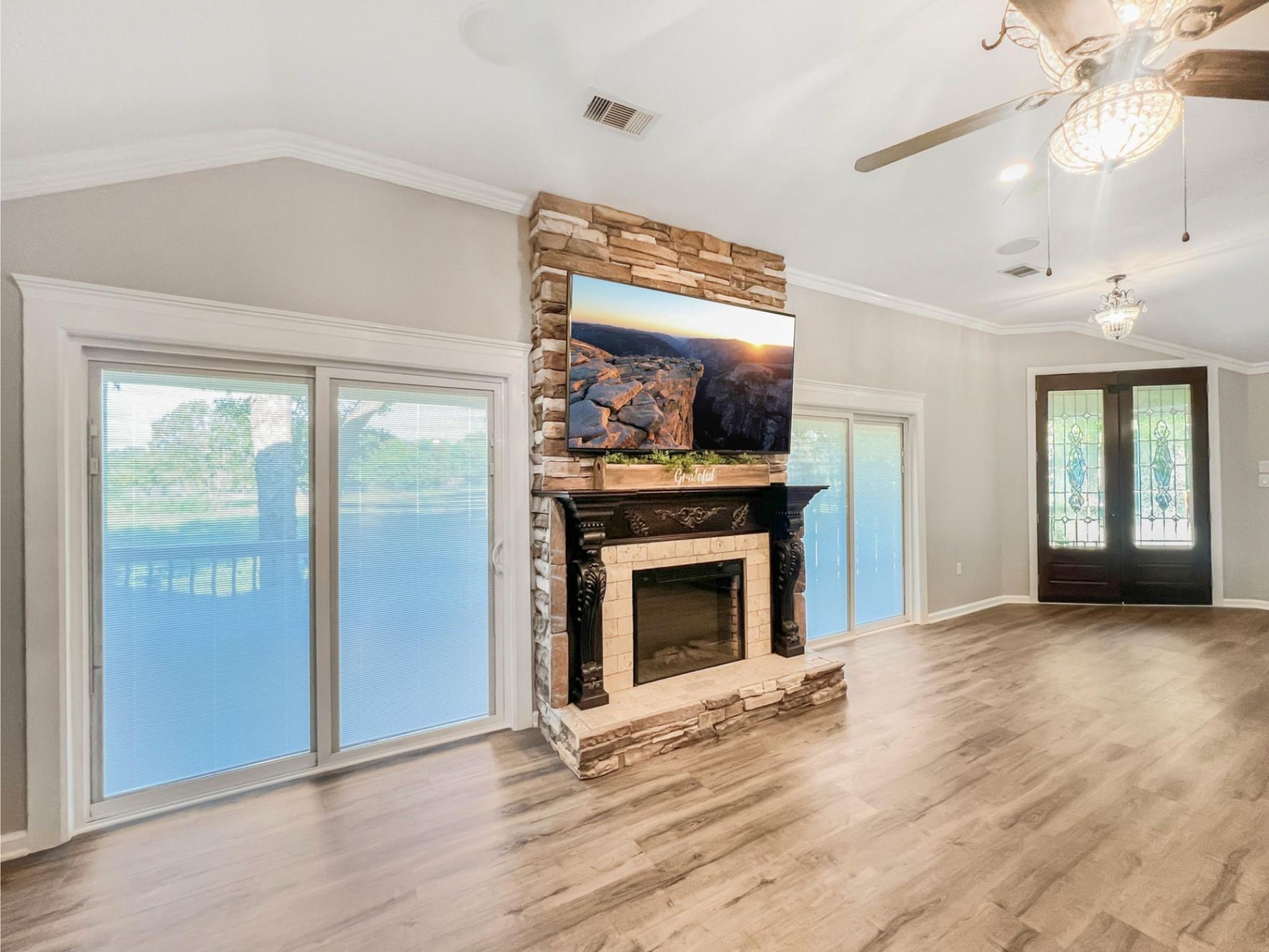 9731 Hadden Road Baytown, TX 77521 - Photo 43 of 45 Living Room