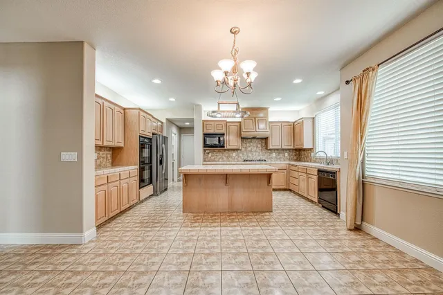 $799,000 | 2271 Serena Avenue, Clovis, CA 93619