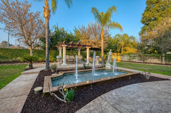 $799,000 | 2271 Serena Avenue, Clovis, CA 93619