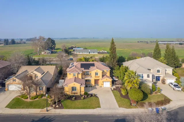 $799,000 | 2271 Serena Avenue, Clovis, CA 93619