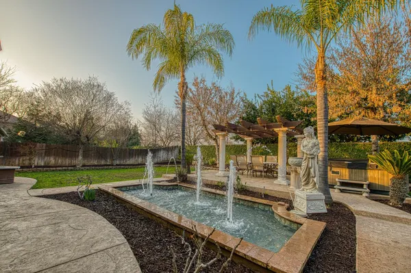 $799,000 | 2271 Serena Avenue, Clovis, CA 93619