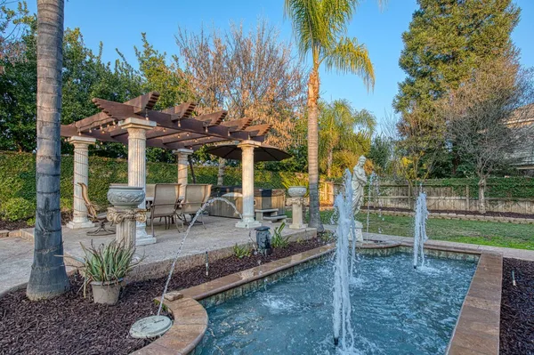 $799,000 | 2271 Serena Avenue, Clovis, CA 93619