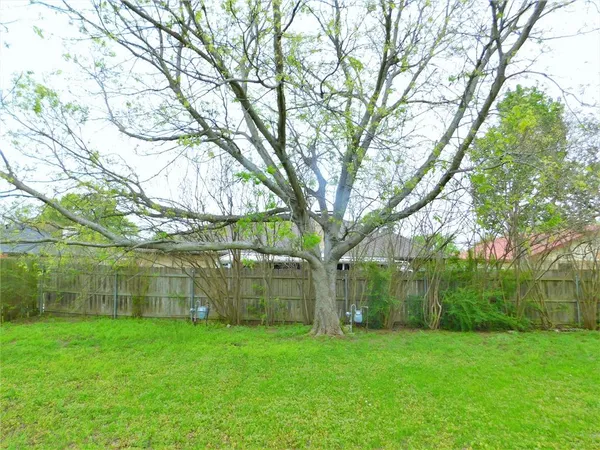 $1,950 | 1706 Wisteria Street, Denton, TX 76205