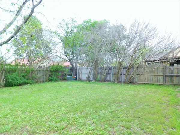 $1,950 | 1706 Wisteria Street, Denton, TX 76205