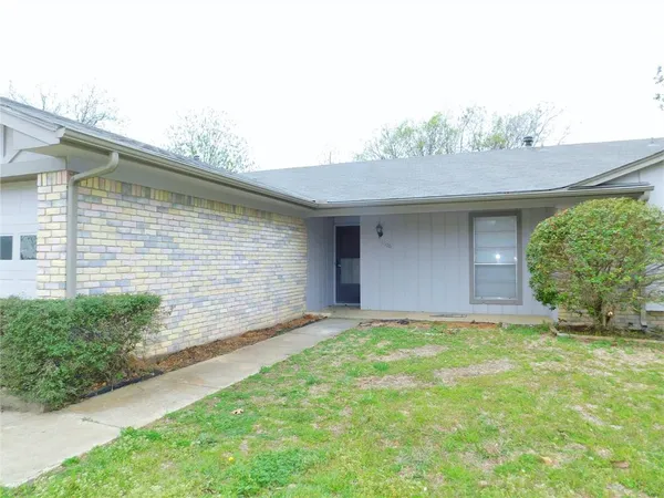$1,950 | 1706 Wisteria Street, Denton, TX 76205