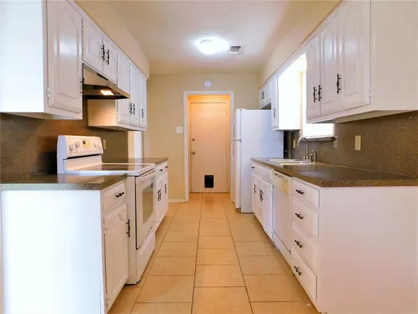 $1,950 | 1706 Wisteria Street, Denton, TX 76205