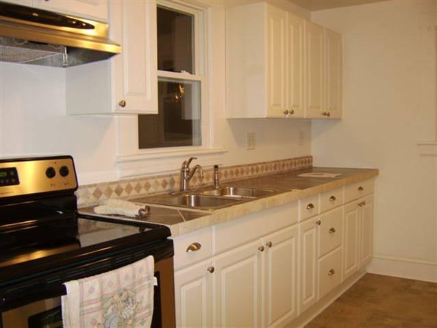 3962 Pitzer Road Roanoke, VA 24014 - Photo 5 of 10 Kitchen