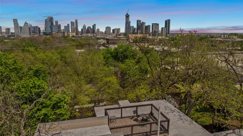 $1,695,000 | 1809 Eva Street, Austin, TX 78704