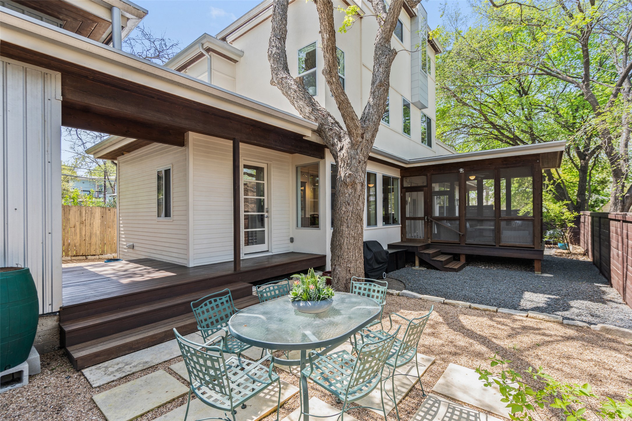 1809 Eva Street Austin, TX 78704 - Photo 5 of 27