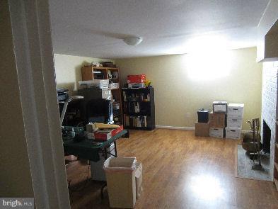 3908 Braddock Road Alexandria, VA 22312 - Photo 15 of 16 Family Room
