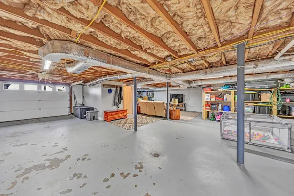 a view of a livingroom with furniture