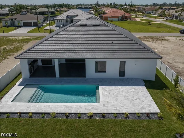 $5,000 | 3321 Southwest 3rd Lane, Cape Coral, FL 33991