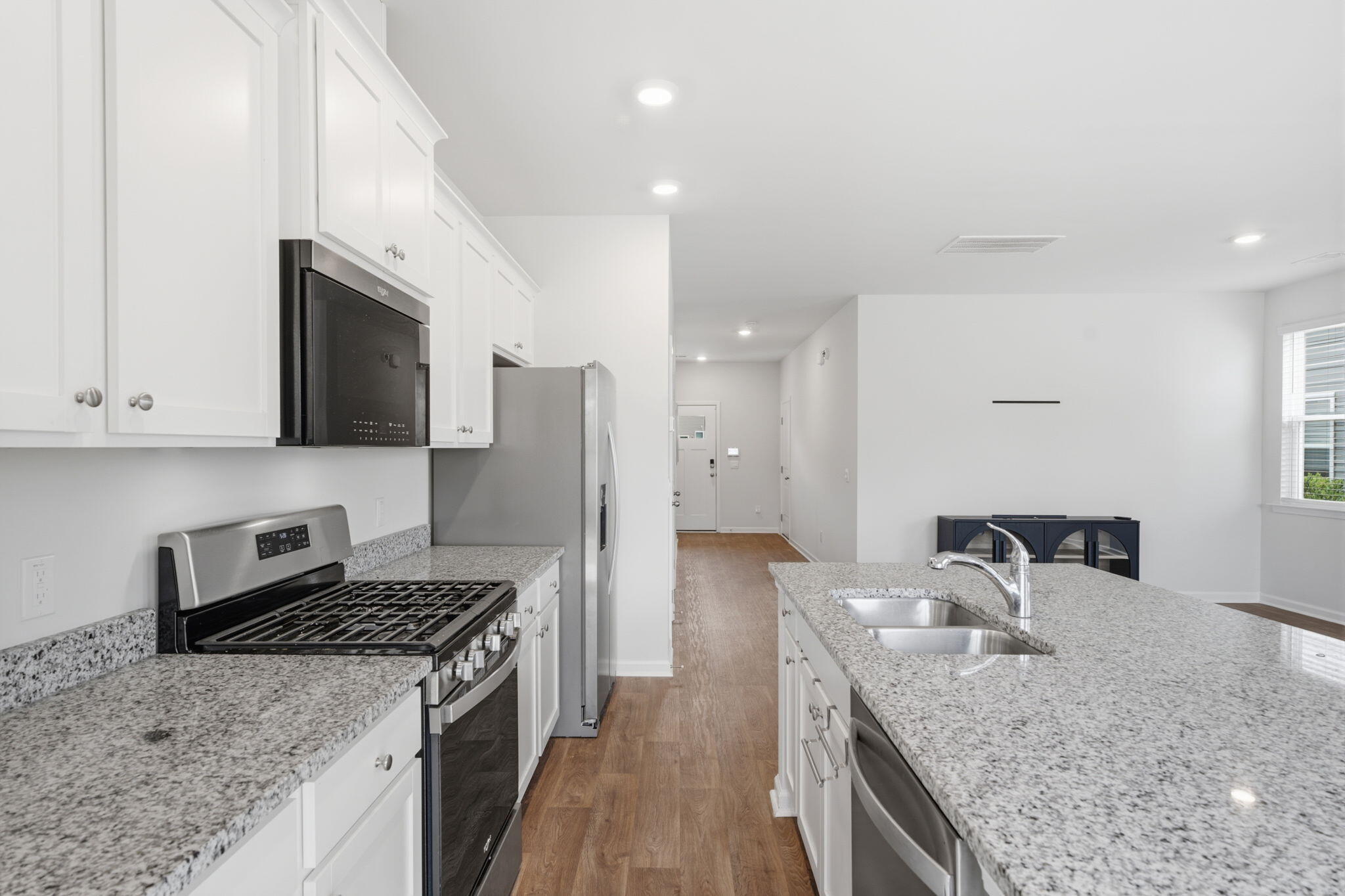 125 Yarrow Way Moncks Corner, SC 29461 - Photo 11 of 42 Kitchen workspace