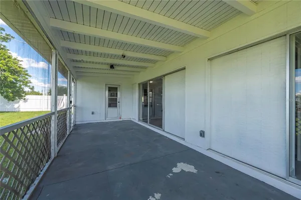 a view of entryway
