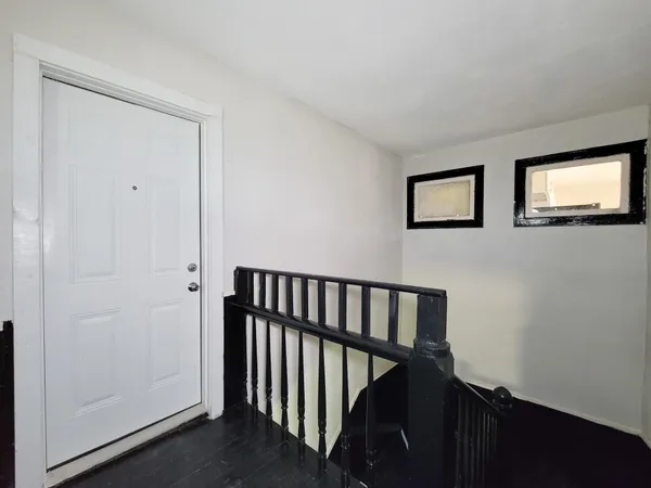 $799 | 711 Ave A, Unit 4, La Marque, TX 77568
