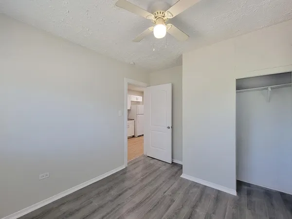 $799 | 711 Ave A, Unit 4, La Marque, TX 77568