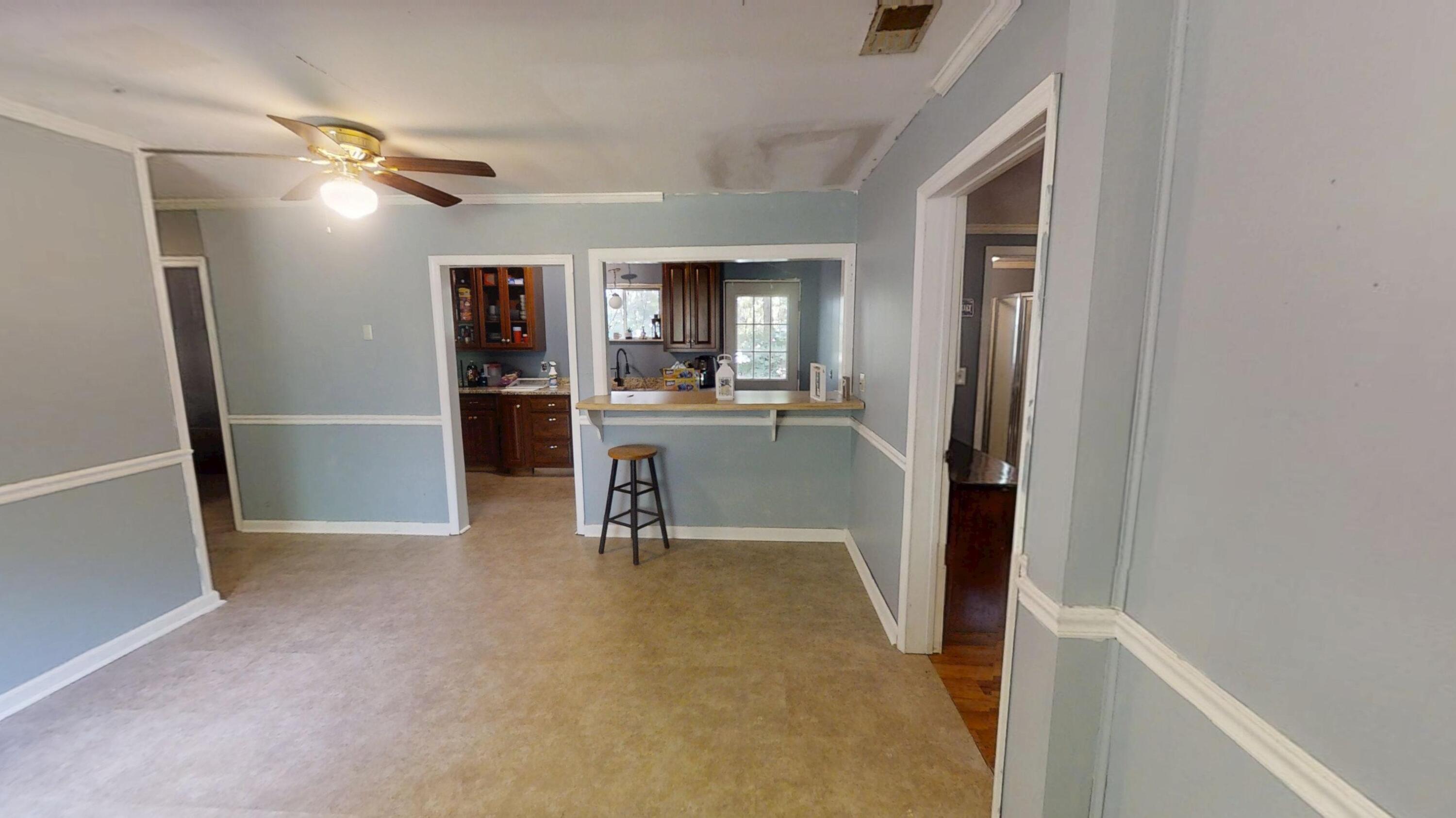523 Cannon Road LaFayette, GA 30728 - Photo 14 of 26 523-Cannon-Lounge-Facing-bar
