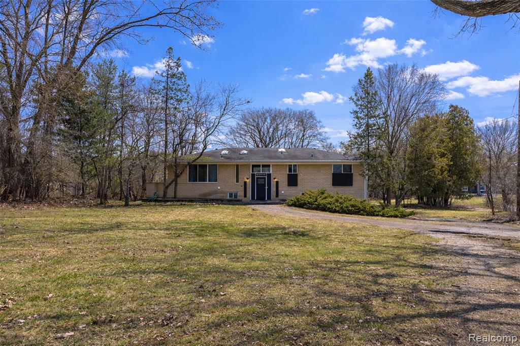 30540 North Greenbriar Road Franklin, MI 48025 - Photo 40 of 48