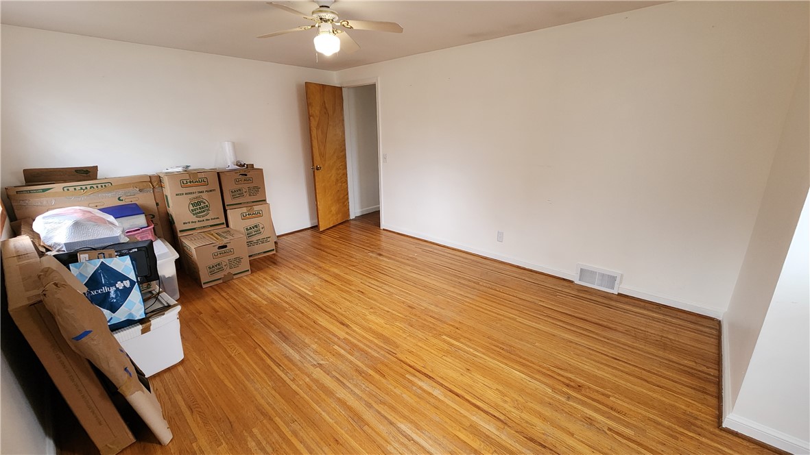 361 Barry Road Irondequoit, NY 14617 - Photo 23 of 38